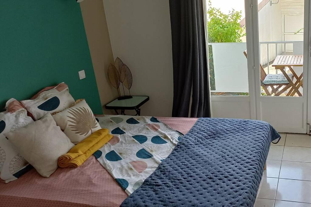 Appartement Avec Piscine Proche De La Mer 莱特鲁瓦西莱 外观 照片
